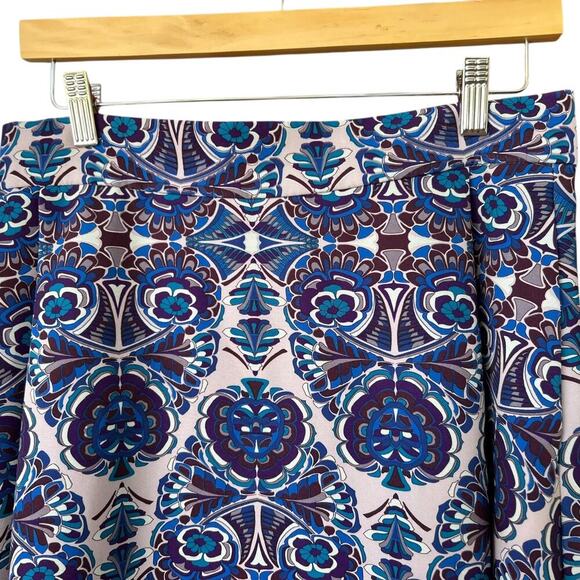 Stunning Eva Mendes Skirt Size 6 Midi Length New York and Company Purple + Blue - Picture 4 of 6